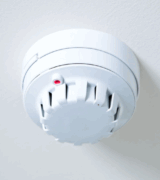 Czujka dymu obowiązkowa w każdym mieszkaniu